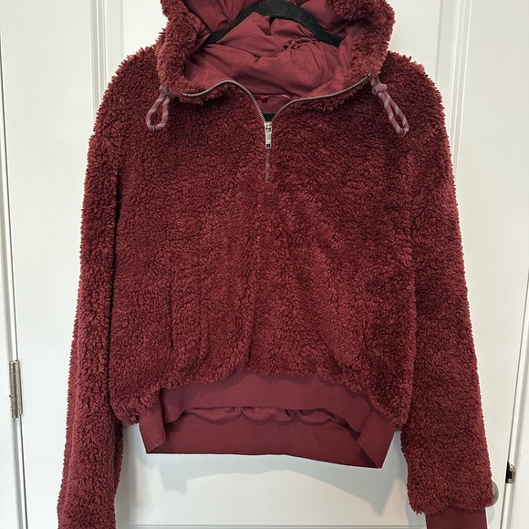 Lululemon Textured Half Zip Pullover in Red Merlot - Picture 1 of 10